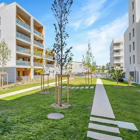 Le Bronfleur Bron