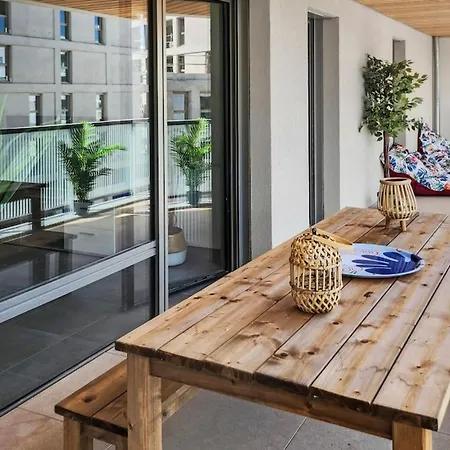 Le Bronfleur Apartment